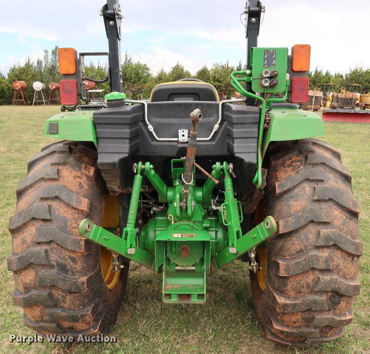 image for item DJ1993 2015 John Deere 4052M  MFWD tractor