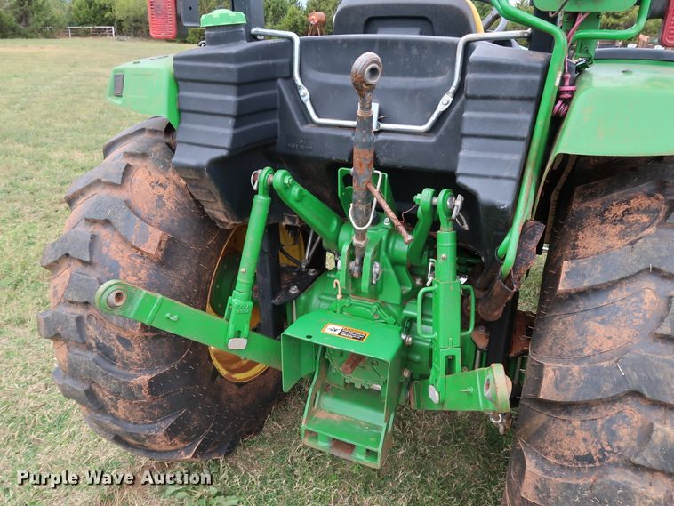 image for item DJ1993 2015 John Deere 4052M  MFWD tractor