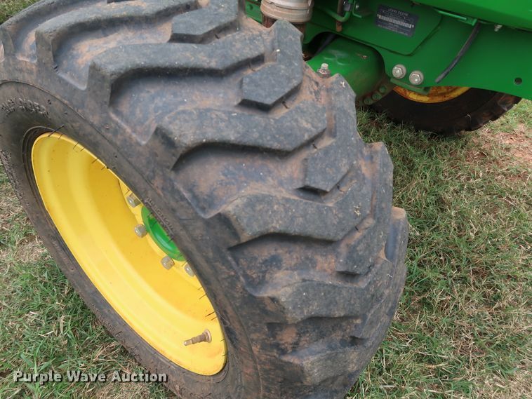 image for item DJ1993 2015 John Deere 4052M  MFWD tractor