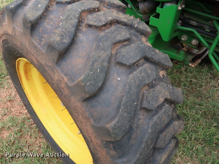 image for item DJ1993 2015 John Deere 4052M  MFWD tractor