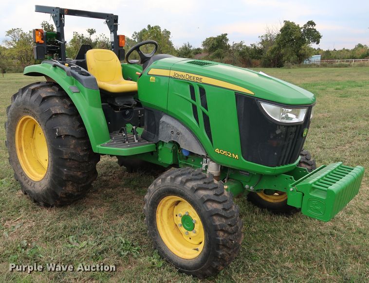 image for item DJ1994 2015 John Deere 4052M  MFWD tractor