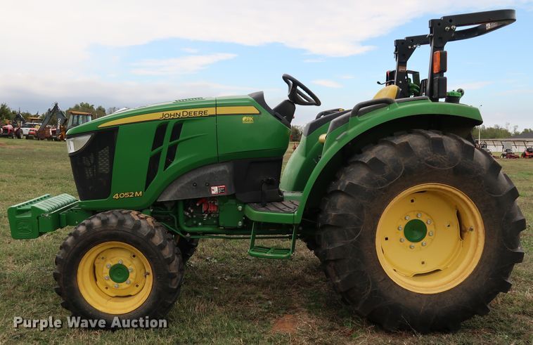 image for item DJ1994 2015 John Deere 4052M  MFWD tractor