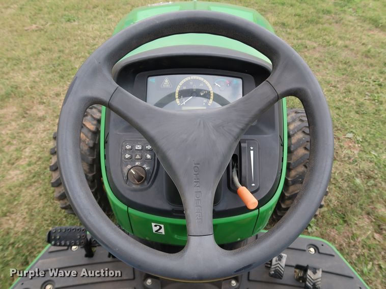 image for item DJ1994 2015 John Deere 4052M  MFWD tractor