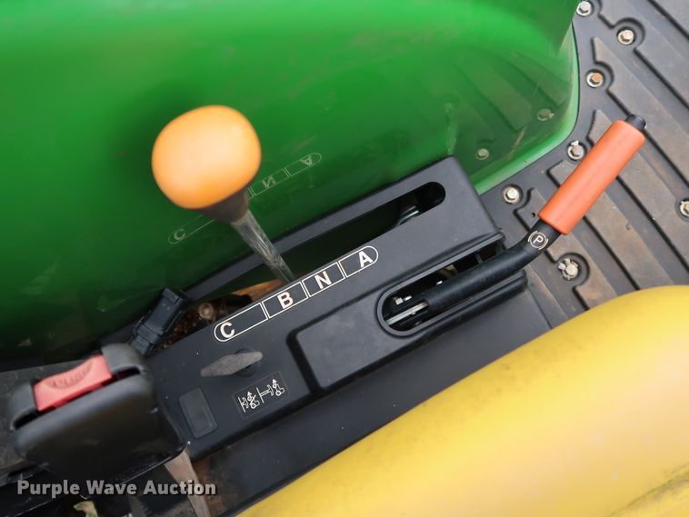 image for item DJ1994 2015 John Deere 4052M  MFWD tractor