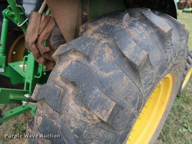 image for item DJ1994 2015 John Deere 4052M  MFWD tractor