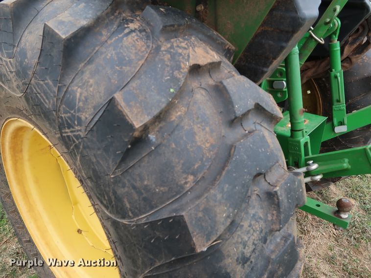 image for item DJ1994 2015 John Deere 4052M  MFWD tractor