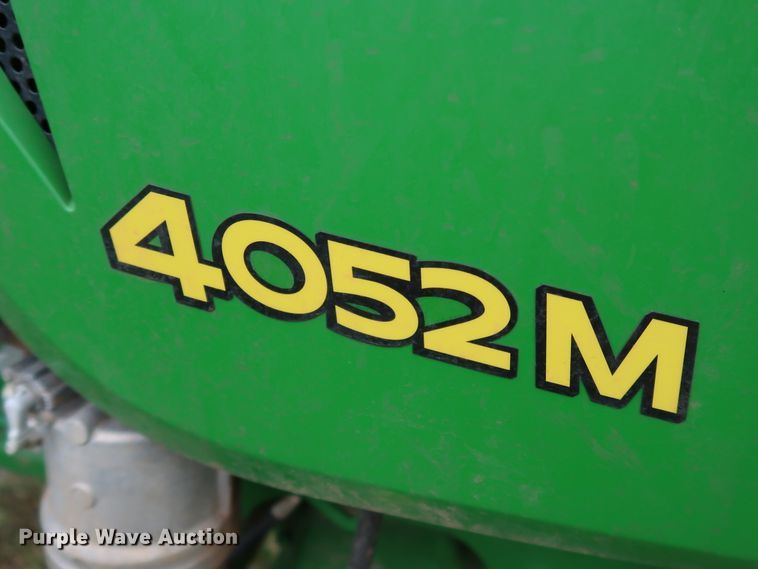 image for item DJ1994 2015 John Deere 4052M  MFWD tractor