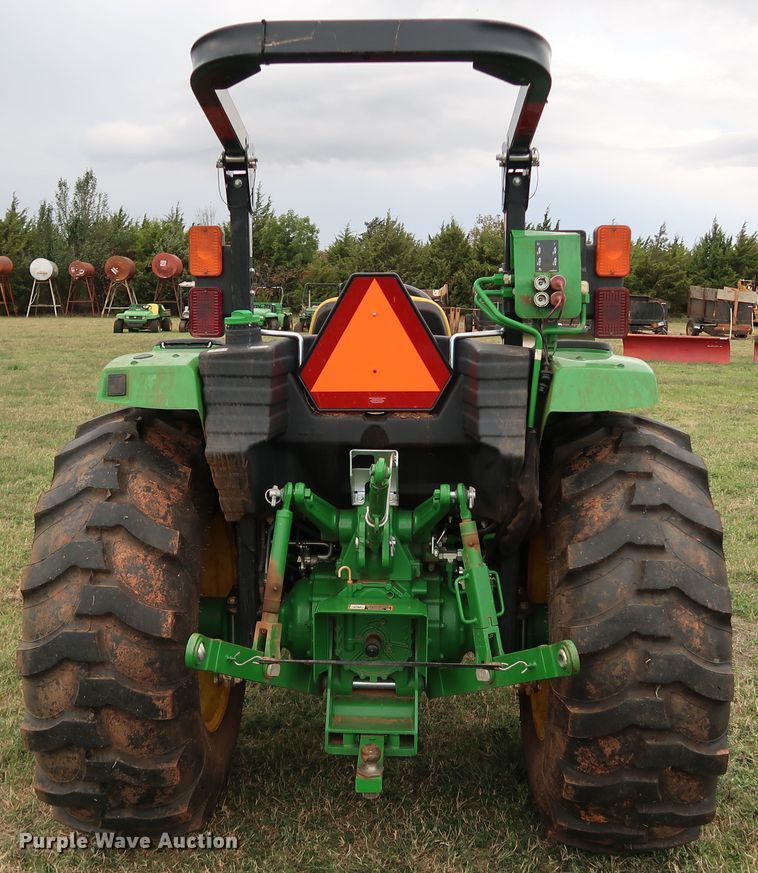 image for item DJ1995 2018 John Deere 4052M  MFWD tractor