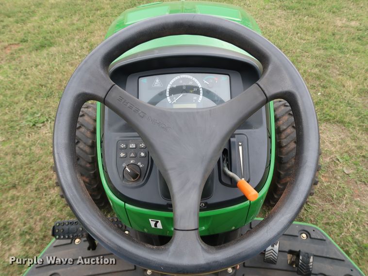 image for item DJ1995 2018 John Deere 4052M  MFWD tractor