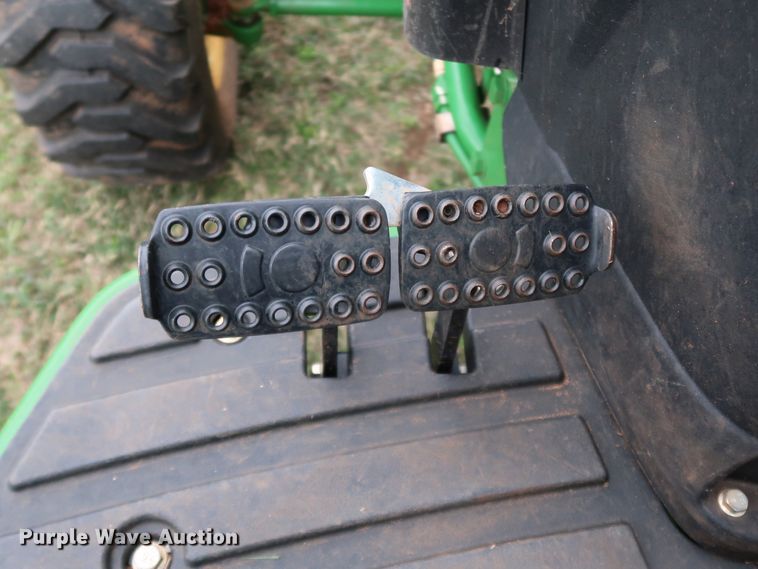 image for item DJ1995 2018 John Deere 4052M  MFWD tractor