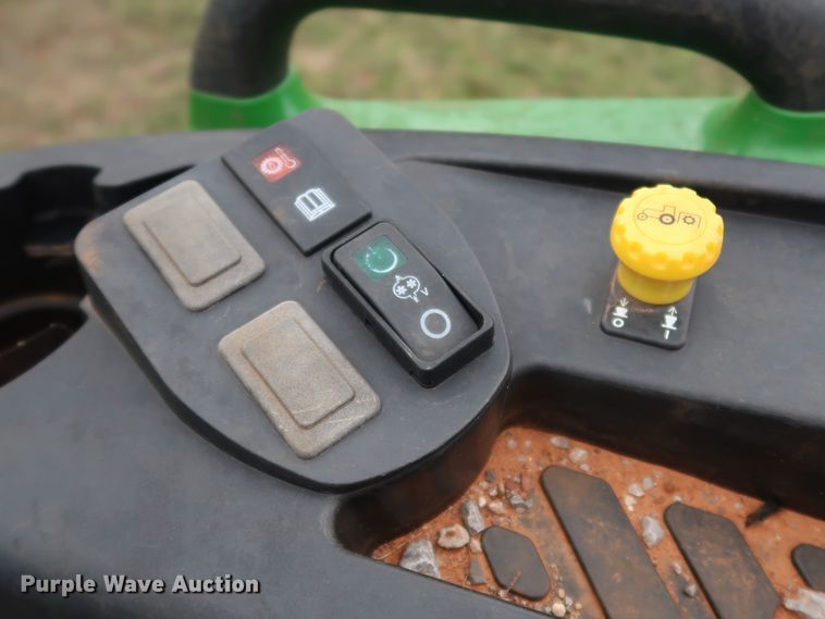 image for item DJ1995 2018 John Deere 4052M  MFWD tractor