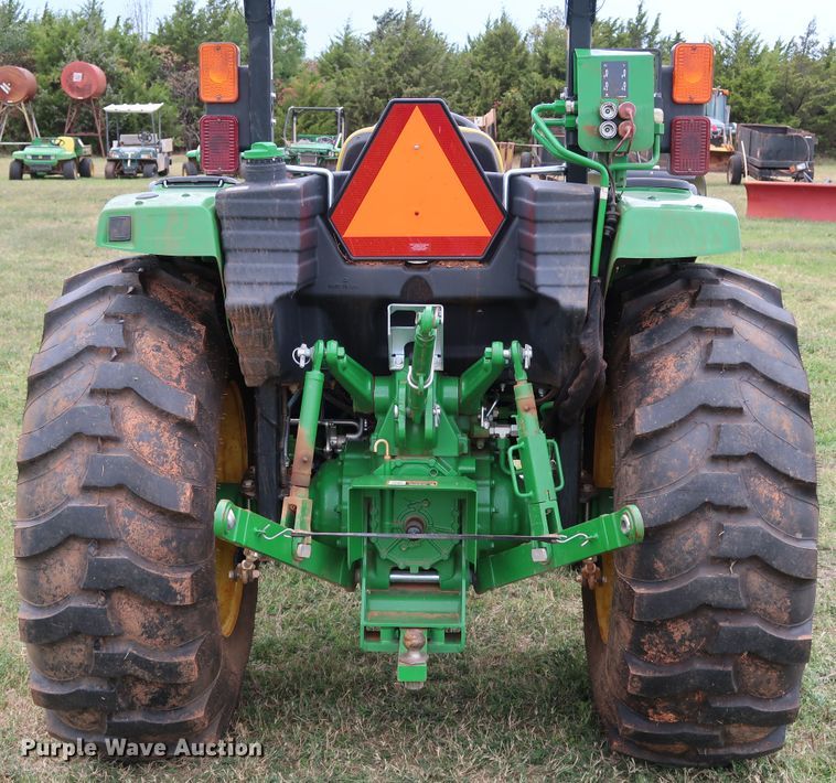image for item DJ1995 2018 John Deere 4052M  MFWD tractor