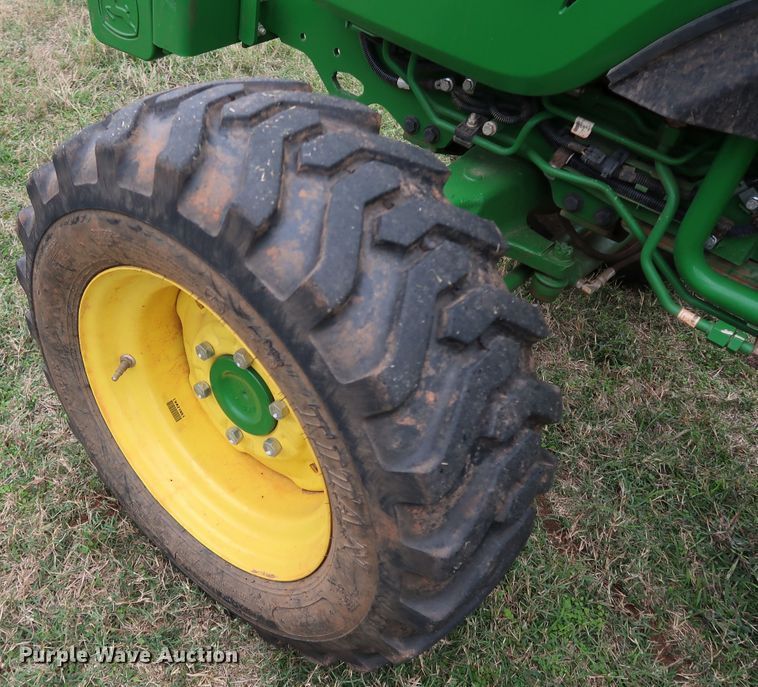 image for item DJ1995 2018 John Deere 4052M  MFWD tractor