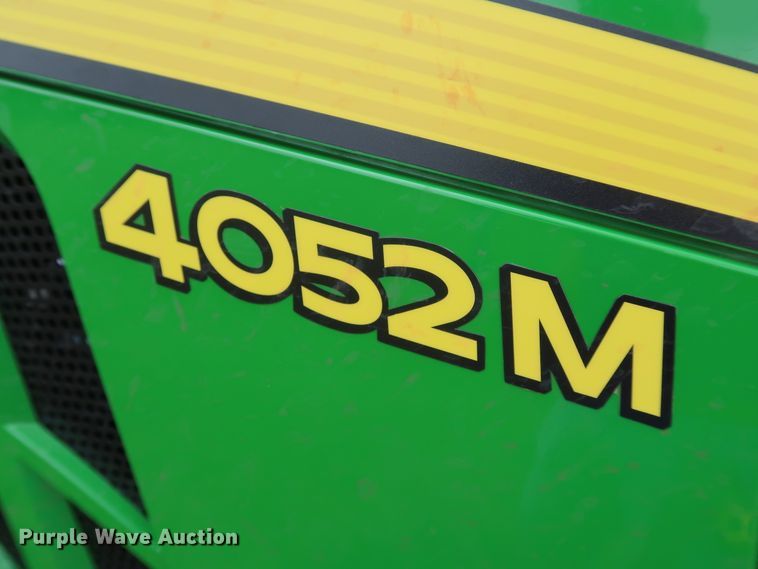 image for item DJ1995 2018 John Deere 4052M  MFWD tractor