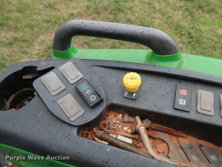 image for item DJ1996 2018 John Deere 4052M  MFWD tractor