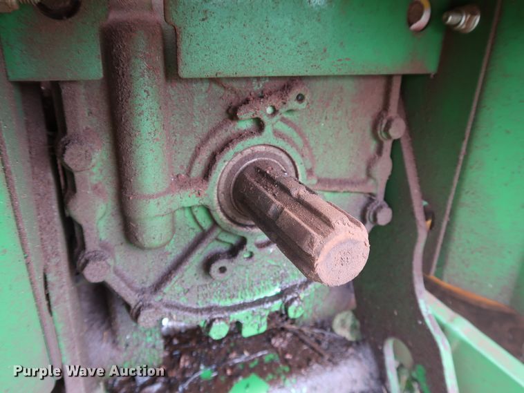 image for item DJ1996 2018 John Deere 4052M  MFWD tractor