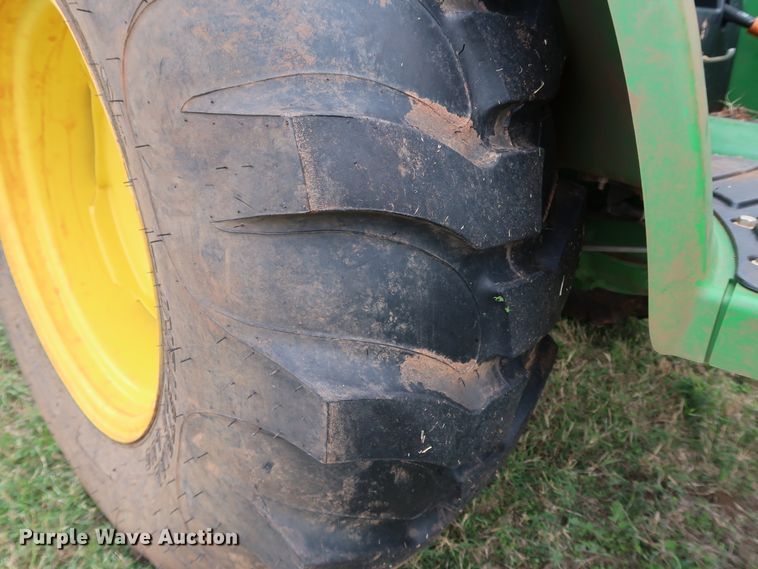 image for item DJ1996 2018 John Deere 4052M  MFWD tractor