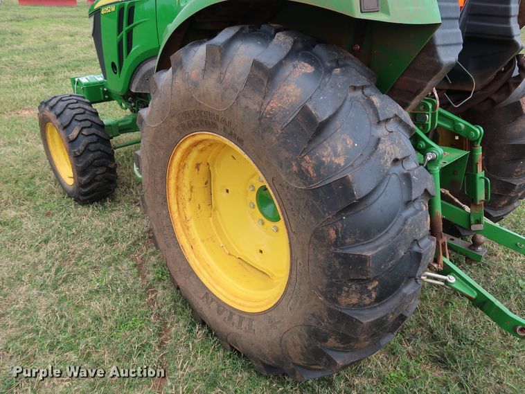 image for item DJ1996 2018 John Deere 4052M  MFWD tractor
