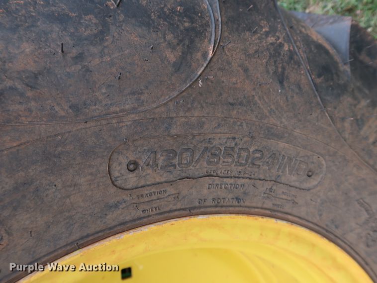 image for item DJ1996 2018 John Deere 4052M  MFWD tractor