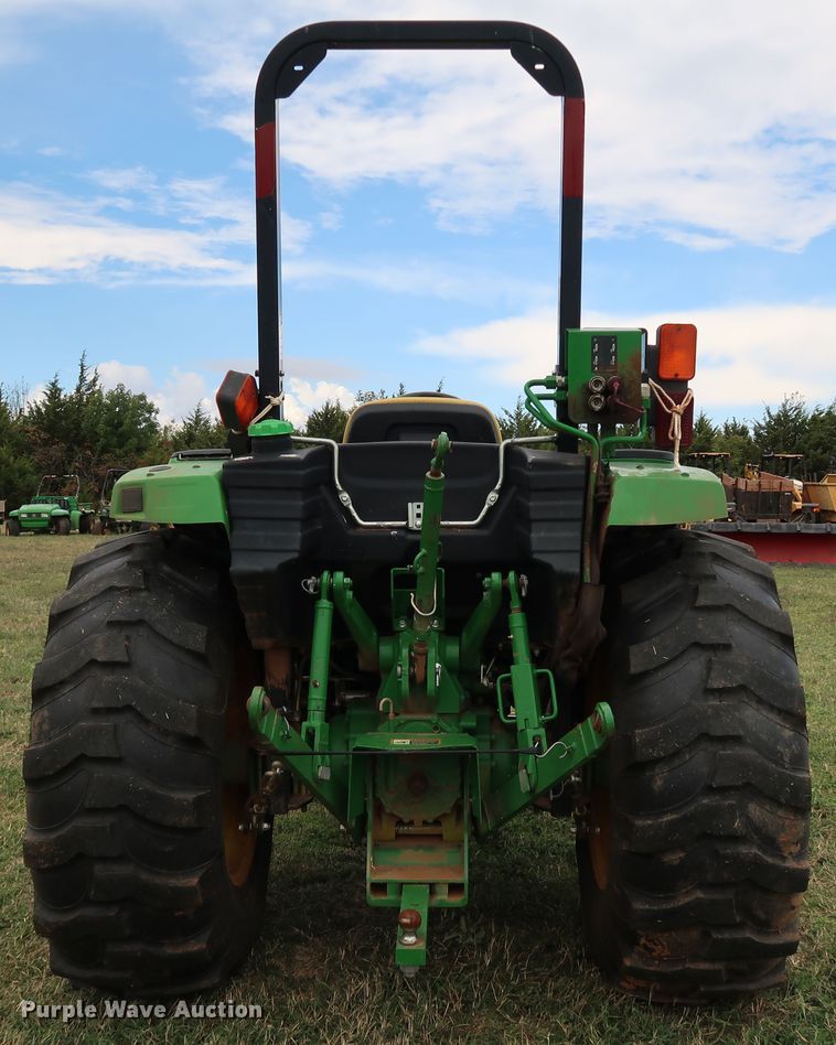 image for item DJ1997 2015 John Deere 4066M  MFWD tractor