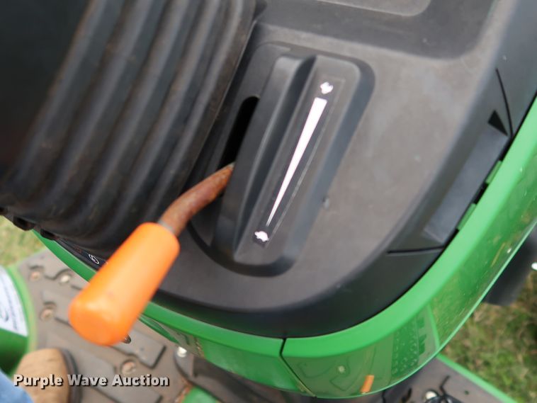 image for item DJ1997 2015 John Deere 4066M  MFWD tractor