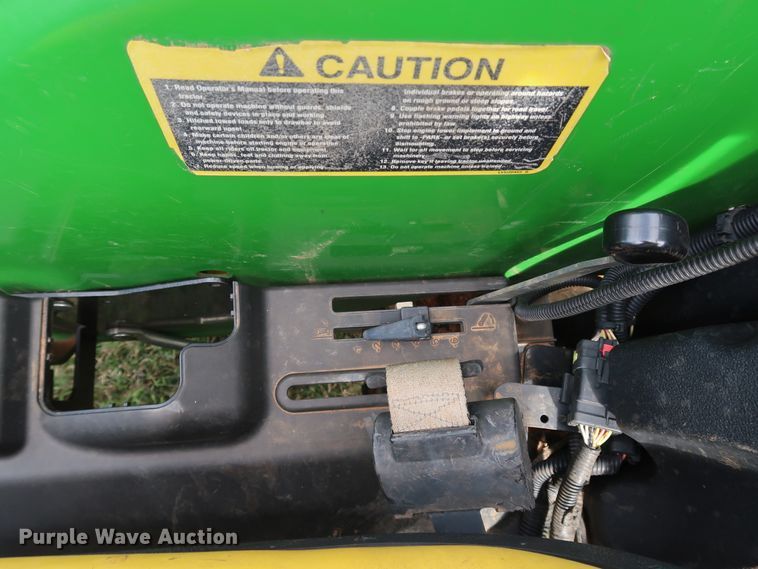 image for item DJ1997 2015 John Deere 4066M  MFWD tractor