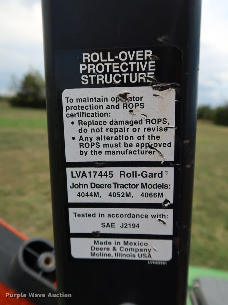 image for item DJ1997 2015 John Deere 4066M  MFWD tractor