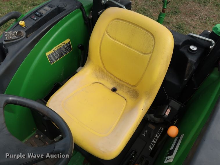 image for item DJ1997 2015 John Deere 4066M  MFWD tractor