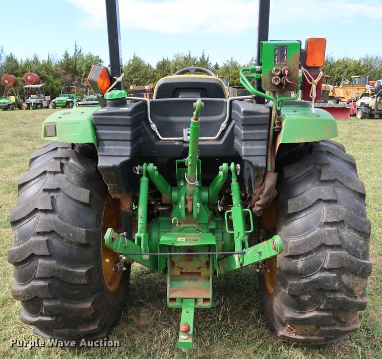 image for item DJ1997 2015 John Deere 4066M  MFWD tractor