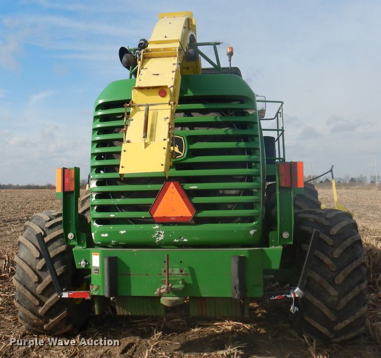 image for item DJ3752 2009 John Deere 7550  forage harvester