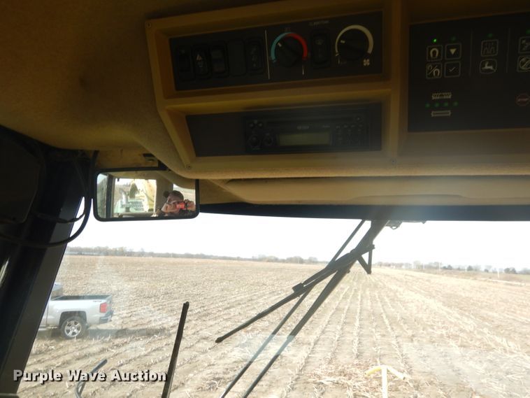 image for item DJ3752 2009 John Deere 7550  forage harvester