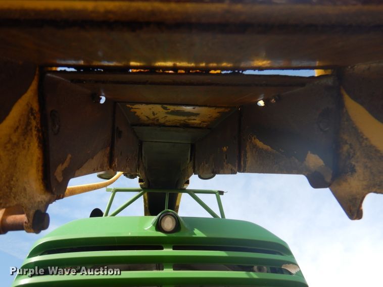 image for item DJ3752 2009 John Deere 7550  forage harvester