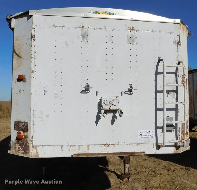 image for item DJ7556 1976 Hobbs  grain trailer