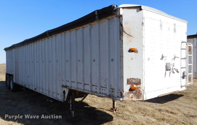 image for item DJ7556 1976 Hobbs  grain trailer