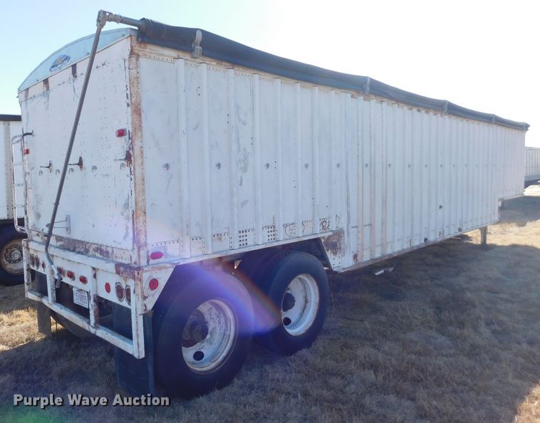 image for item DJ7556 1976 Hobbs  grain trailer