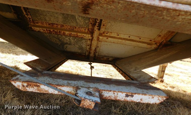 image for item DJ7556 1976 Hobbs  grain trailer