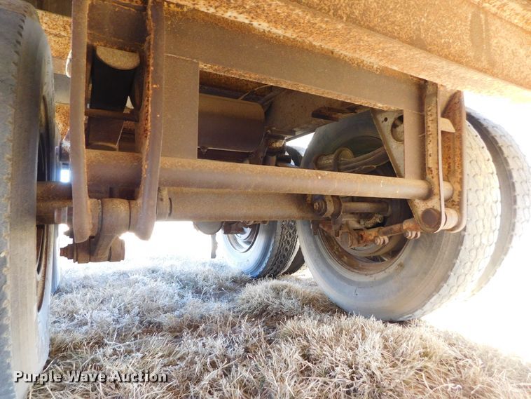 image for item DJ7556 1976 Hobbs  grain trailer