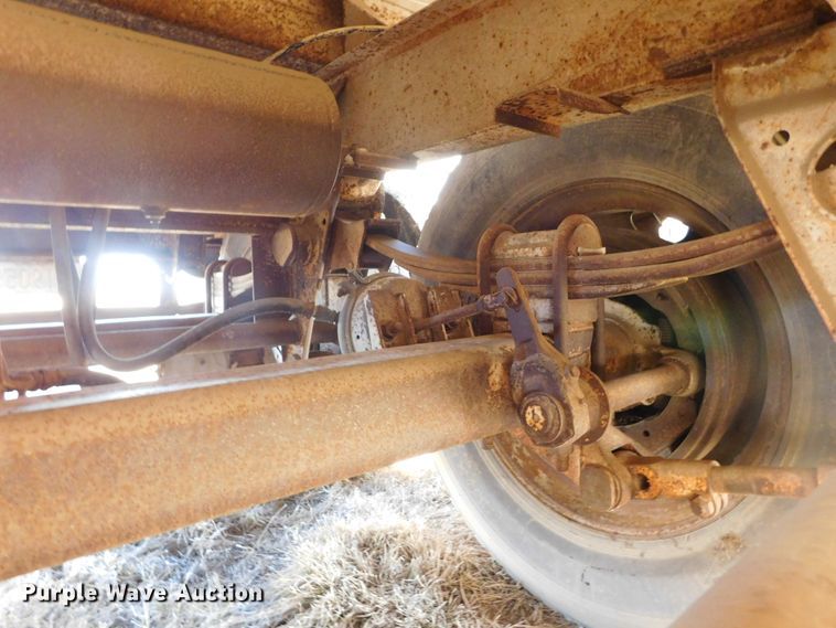 image for item DJ7556 1976 Hobbs  grain trailer