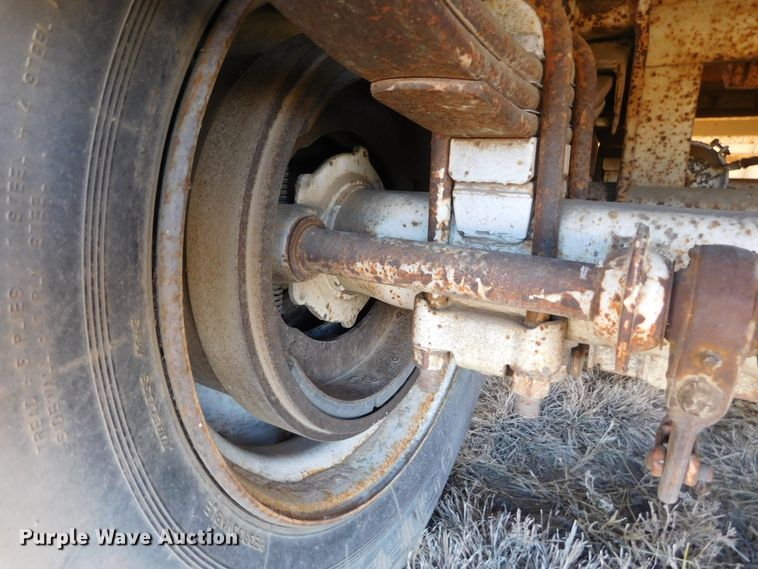 image for item DJ7556 1976 Hobbs  grain trailer