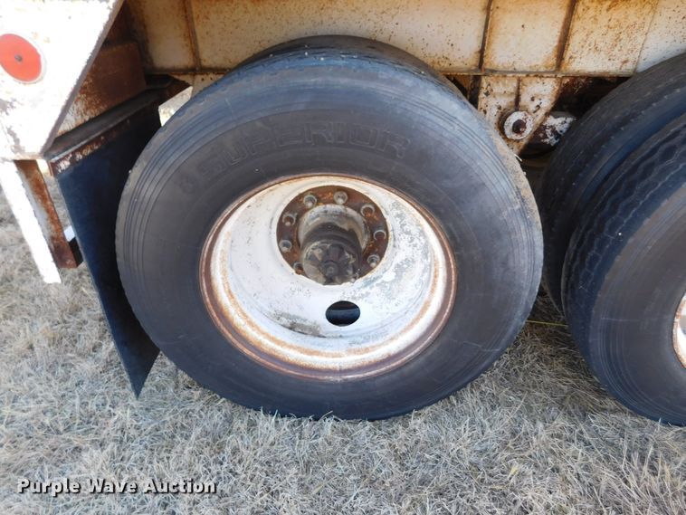 image for item DJ7556 1976 Hobbs  grain trailer