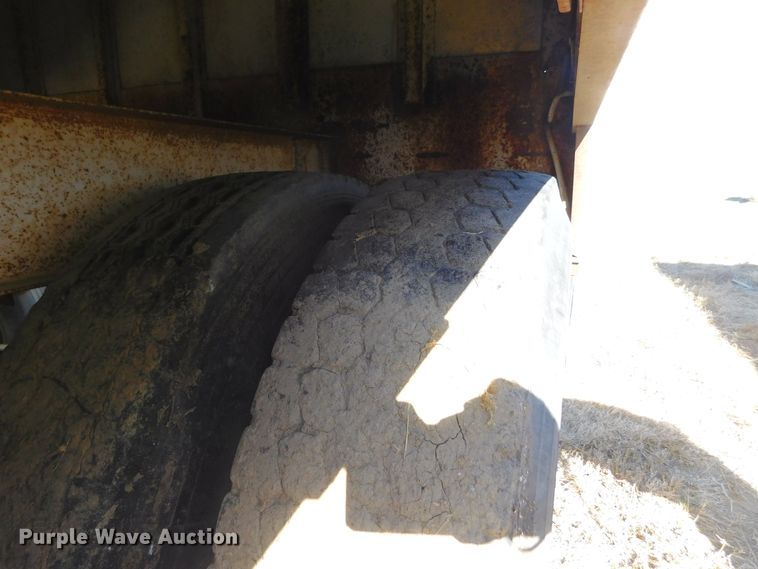 image for item DJ7556 1976 Hobbs  grain trailer