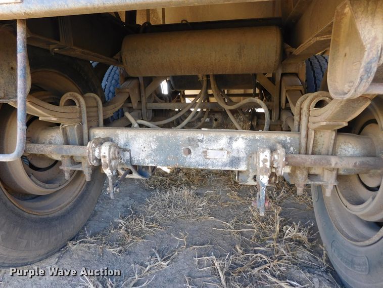 image for item DJ7557 1978 Doonan  grain trailer