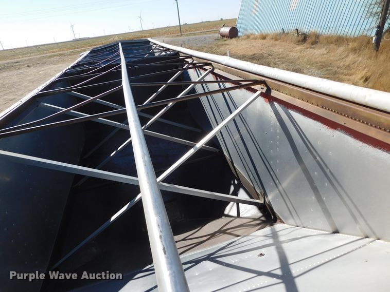 image for item DJ7557 1978 Doonan  grain trailer