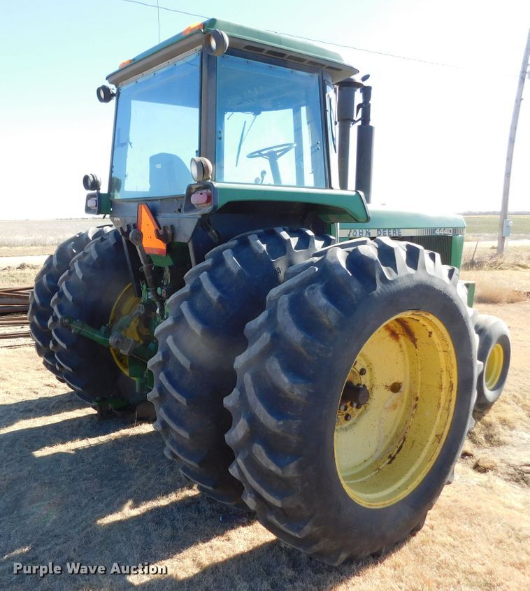 image for item DJ7570 1981 John Deere 4440  tractor