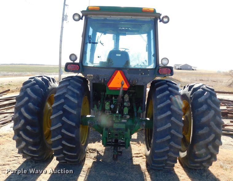 image for item DJ7570 1981 John Deere 4440  tractor