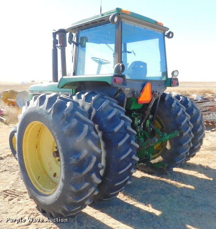 image for item DJ7570 1981 John Deere 4440  tractor