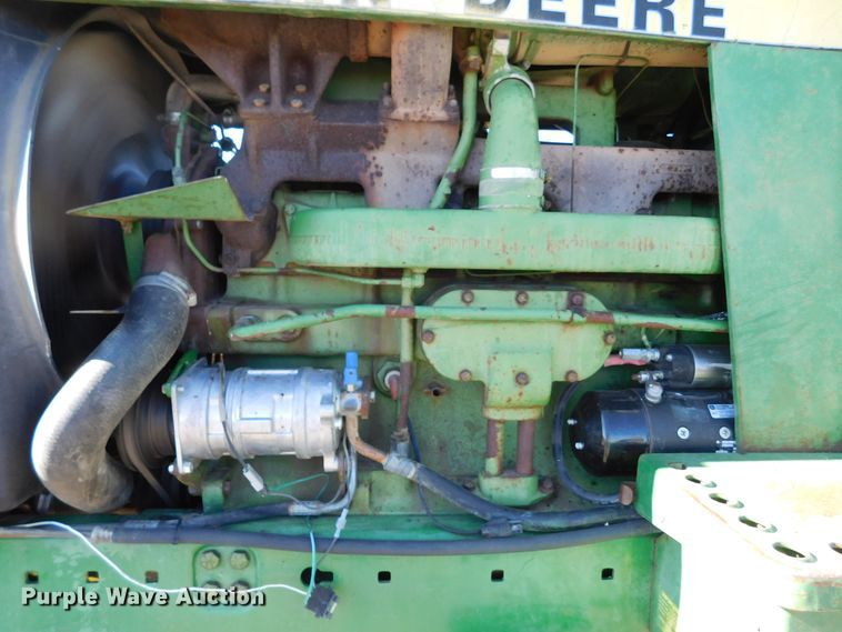 image for item DJ7570 1981 John Deere 4440  tractor