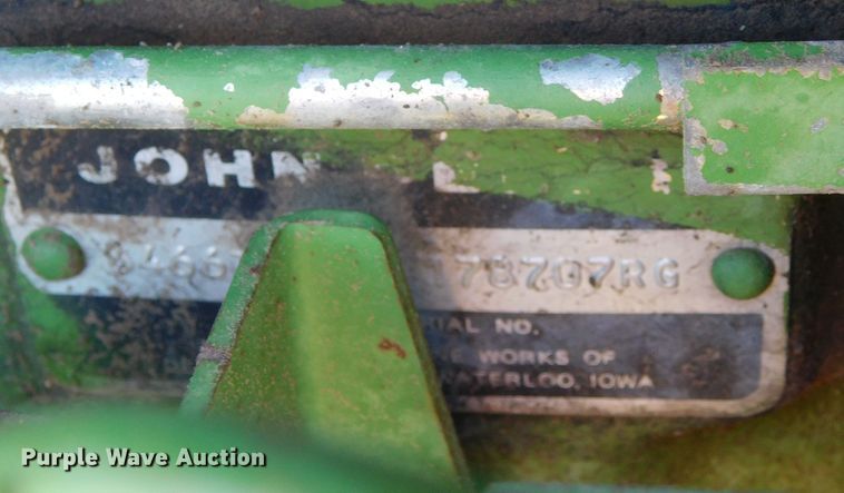 image for item DJ7570 1981 John Deere 4440  tractor