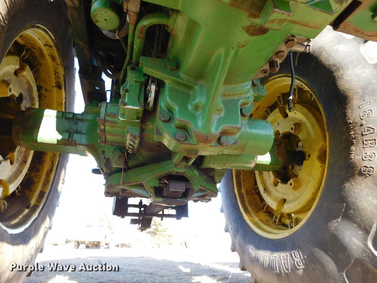 image for item DJ7570 1981 John Deere 4440  tractor