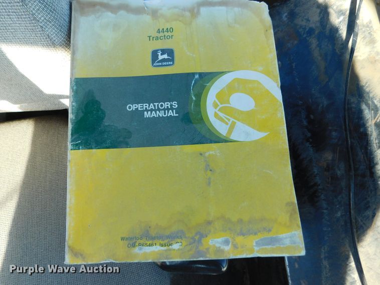 image for item DJ7570 1981 John Deere 4440  tractor